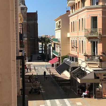 L'ambassador, Plein Centre, 50 Metres Des Plages 公寓式酒店 Saint-Raphaël